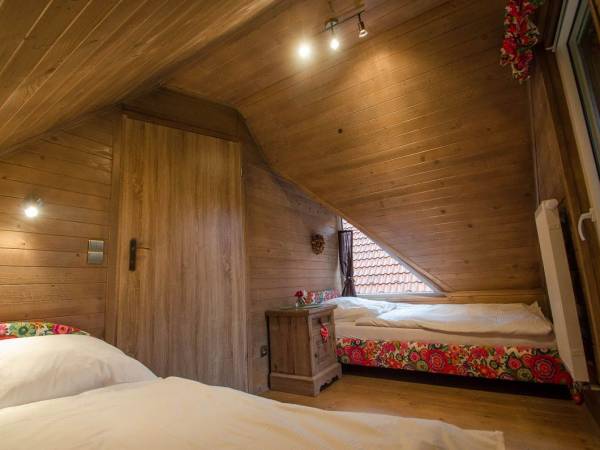 Sypialnia nr 1 z balkonem i widokiem na góry i Gondolę