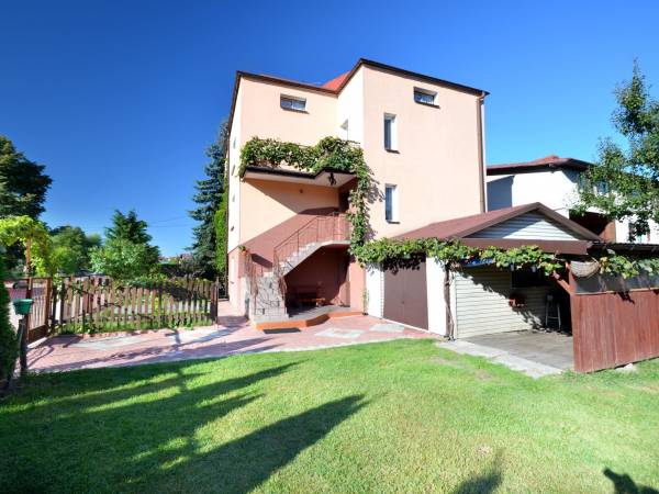 Chomiczówka - Dom wczasowy