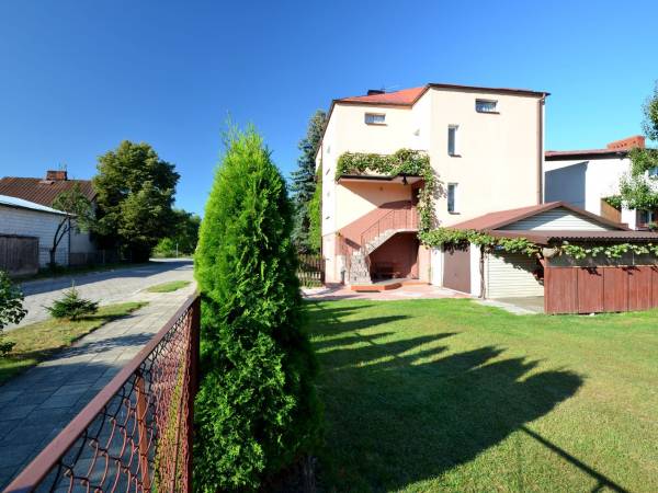 Chomiczówka - Dom wczasowy