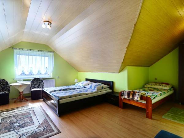 Willa Adek - Pokoje i Domki Apartamentowe