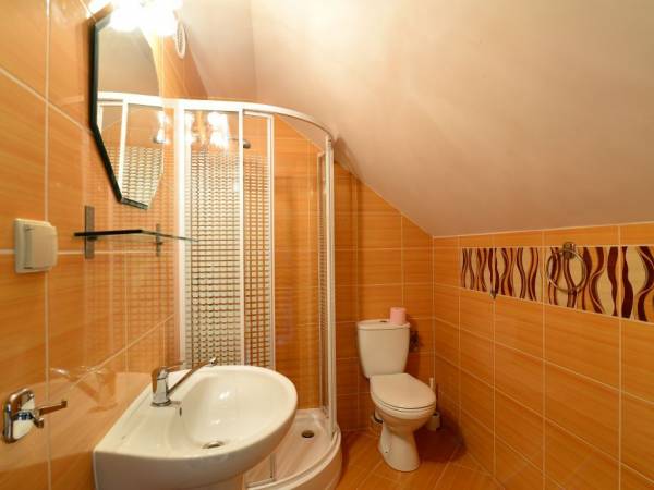 Willa Adek - Pokoje i Domki Apartamentowe