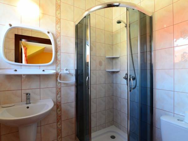 Willa Adek - Pokoje i Domki Apartamentowe