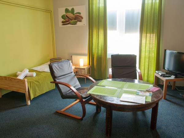 4-osobowy apartament, składający się z trzech pokoi oraz łazienki. Na zdjęciu pokój PISTACJA ;)