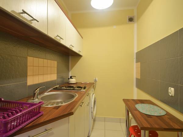 Aneks kuchenny do pokoju 3-osobowego i dwóch pokoi 2 - osobowych