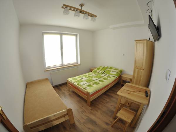 Pokój nr 1 w apartamencie 6 -osobowym