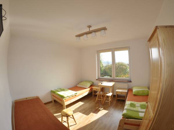 Pokój nr 2 w apartamencie 6 -osobowym