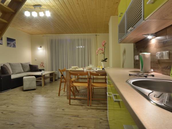 Apartamenty-Pokoje New Rossignol House 