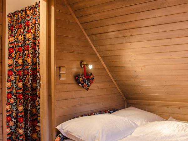 Sypialnia nr 2 z widokiem na las i rzekę