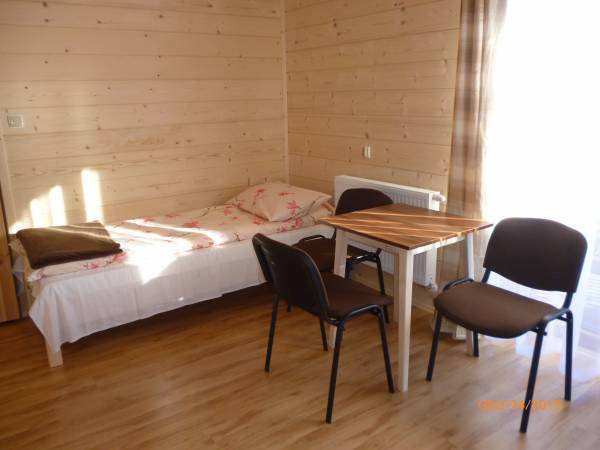 pokój 2-osobowy w nowym budynku z balkonem