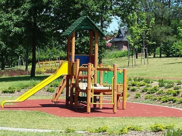 Bezpieczny plac zabaw dla najmlodszych