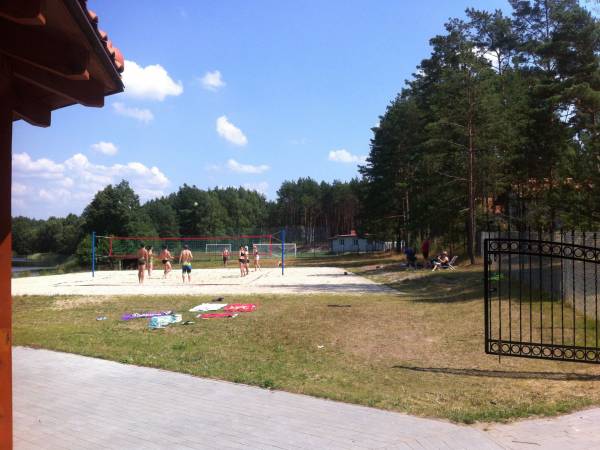 Boisko do piłki plażowej.