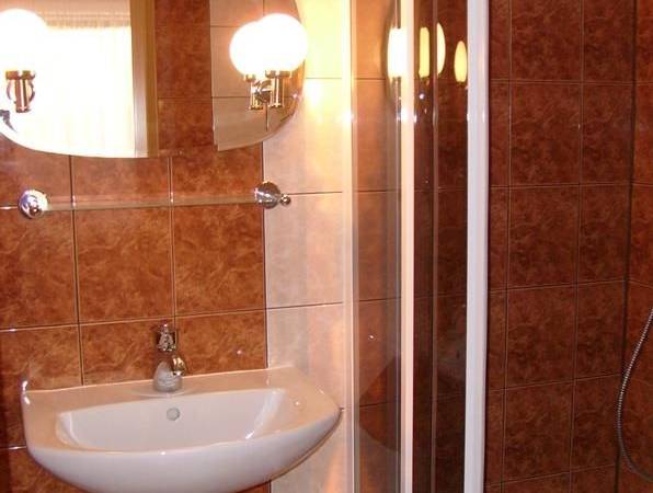 łazienka w pokoju nr 2