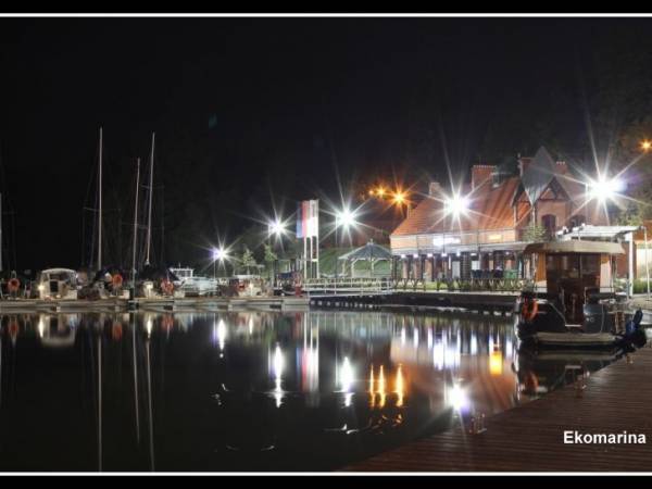 marina w Rynie