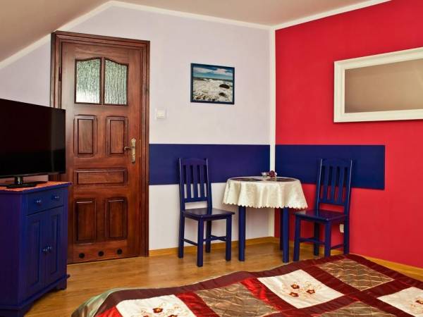 Pokój nr 12, 2-os z łazienką, balkonem, dostępem do aneksu kuchennego