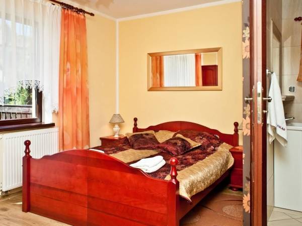 Pokój nr 1, 2-os z łazienką, balkonem, dostępem do kuchni