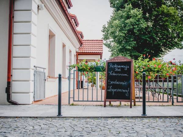 Pokoje Hotelowe Pod Kolumnami