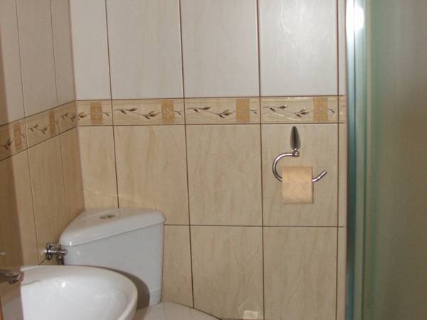 łazienka do pokoju 3 os