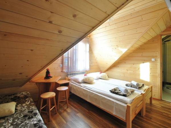 Dom Wczasowy - Pod Reglami