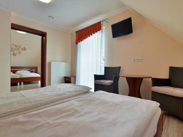 apartament nr 6 (studio)