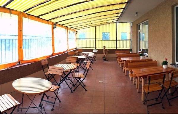 Taras przy Restauracji