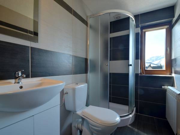 łazienka pok. 2 góra