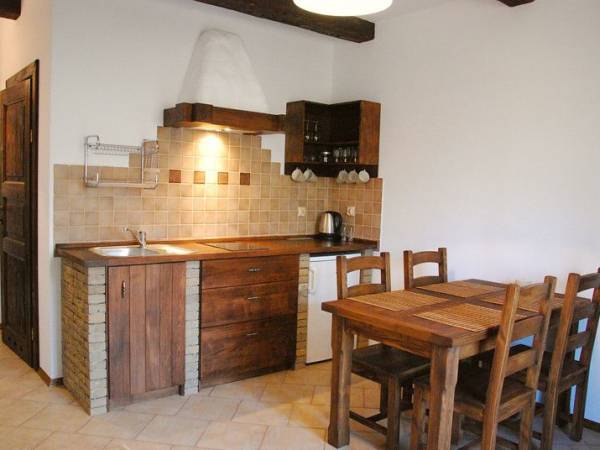 2-pokojowy apartament z aneksem kuchennym i balkonem