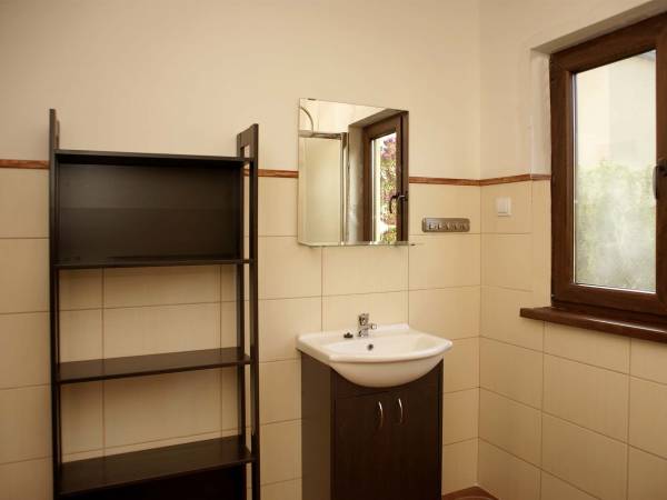 Łazienka w domku 8-sobowym