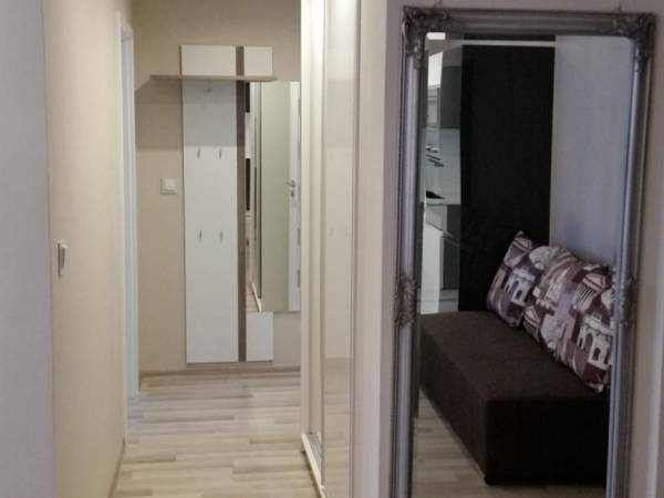 Apartament Carmen - korytarz