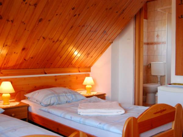 Domki i pokoje Sailor