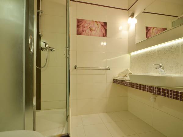 pokój nr 1 - łazienka