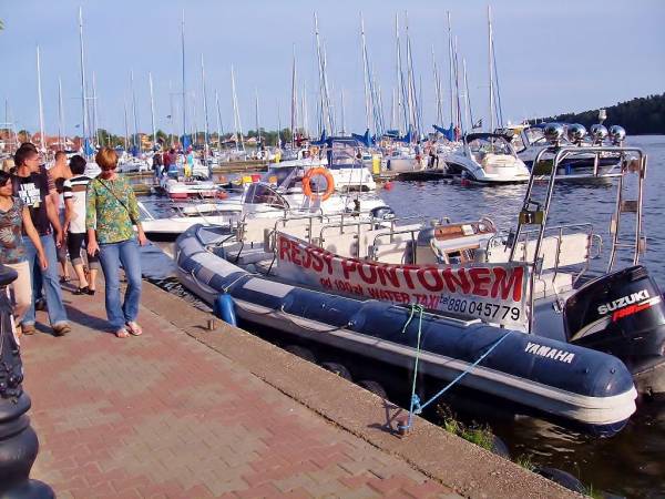 Promenada Mikołajki - ok. 10 min. pieszo