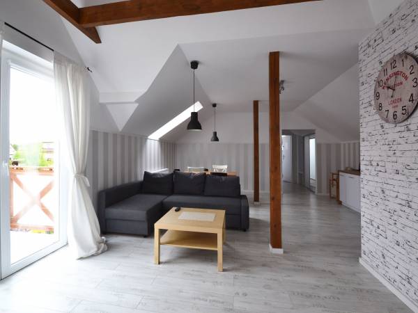 Apartament A - duży, przestronny, dwupokojowy.