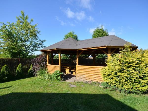 Domki i pokoje Nadia