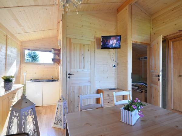 Domki i pokoje Nadia