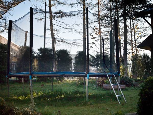 ogród-trampolina