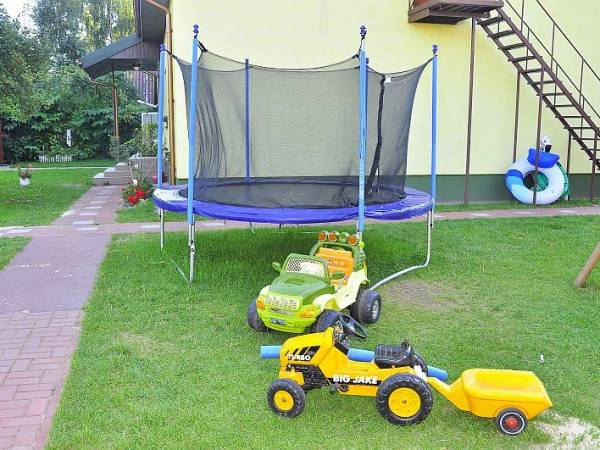 trampolina dla dzieci