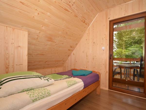 Turkusowy Domek Dąbki - sypialnia piętro