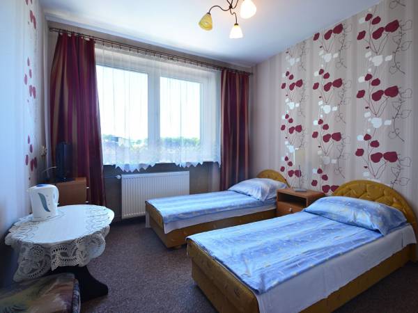 Pokój różowy 1 lub 2 os.