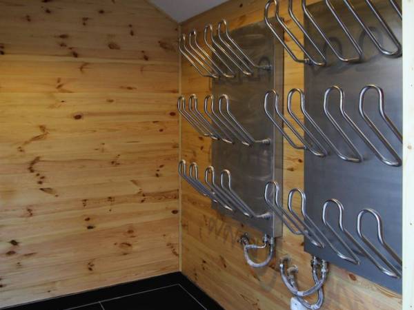 SUSZARNIA NARCIARSKA