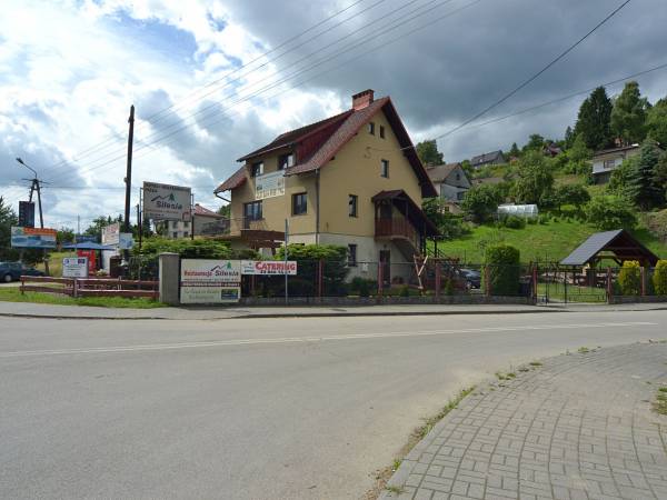 GRYCHNICZÓWKA- pokoje w centrum